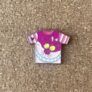 Cheshire Cat T shirt pin